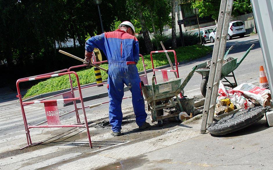 comment déboucher un wc Paris 14